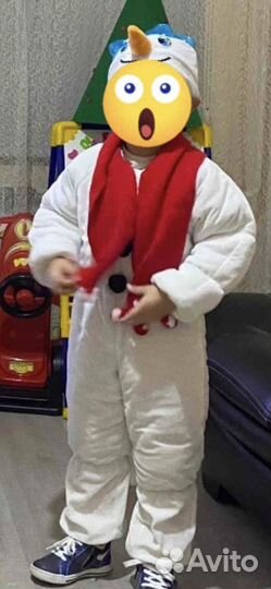 Новогодний костюм снеговика