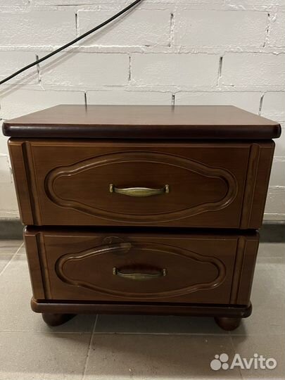 Тумба прикроватная