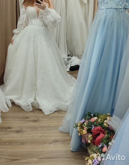 Свадебное платье