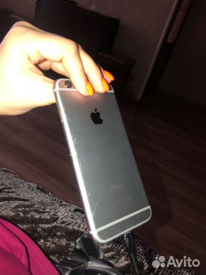 iPhone 6S, 16 ГБ