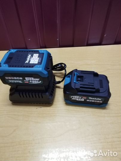 Аккумуляторы + зарядное устройство Makita