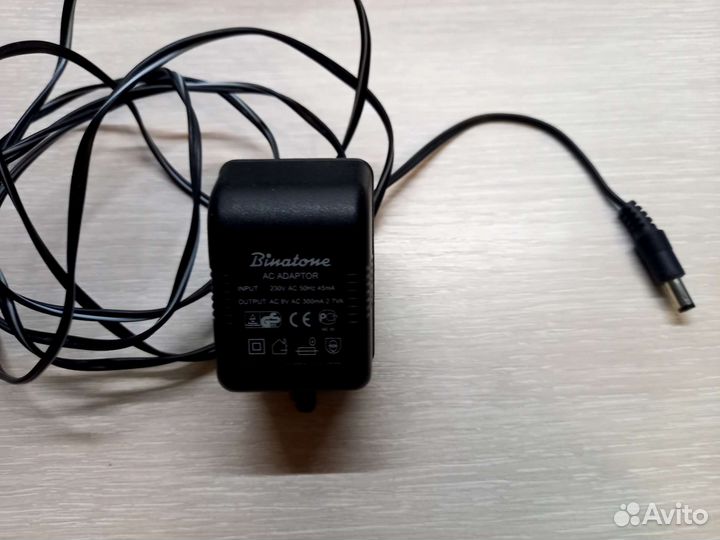 Адаптер Binatone AC 9V 300mA