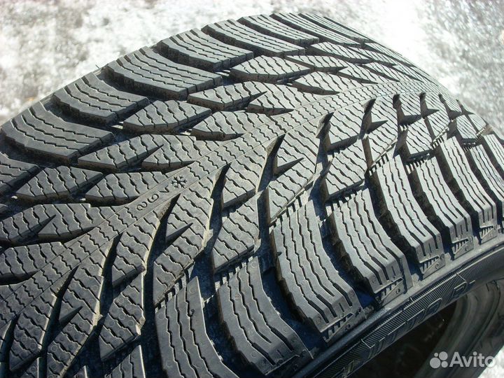 Nokian Tyres Hakkapeliitta R3 205/50 R17 93R