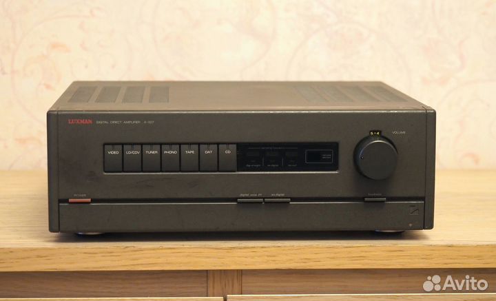 Усилитель Luxman A-007 с цап-ом