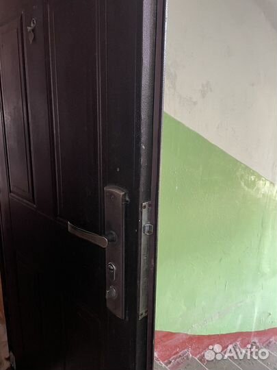 Дверь входная металлическая