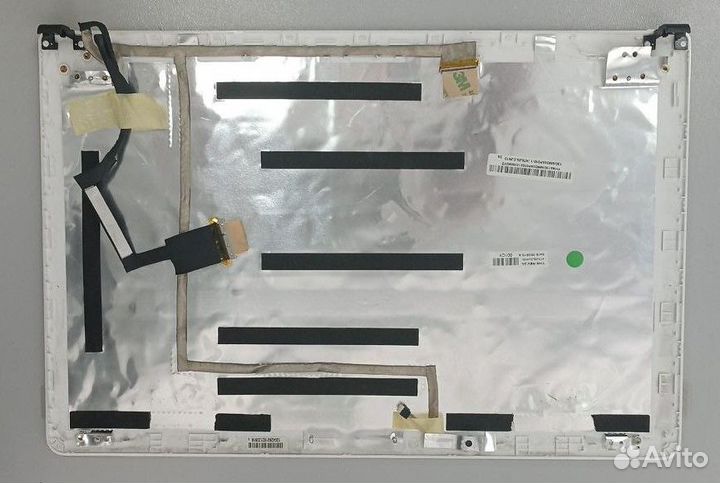 Крышка с шлейфом матрицы для ноутбука