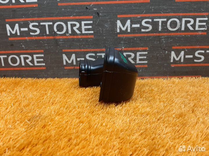 Воздуховод печки правый Mercedes-Benz C-Class W205