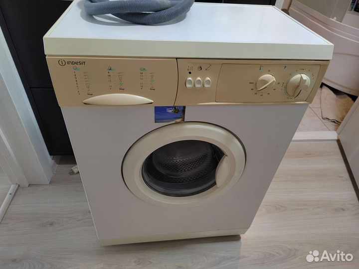 Стиральная машина бу indesit 3,5 кг