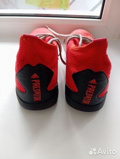 Футзалки adidas predator 42