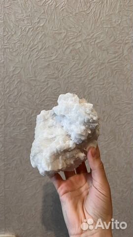 Соль в кристалле с озера сасык-сиваш