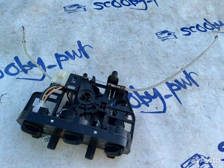 Блок климат-контроля Subaru Impreza Wrx Sti GC8