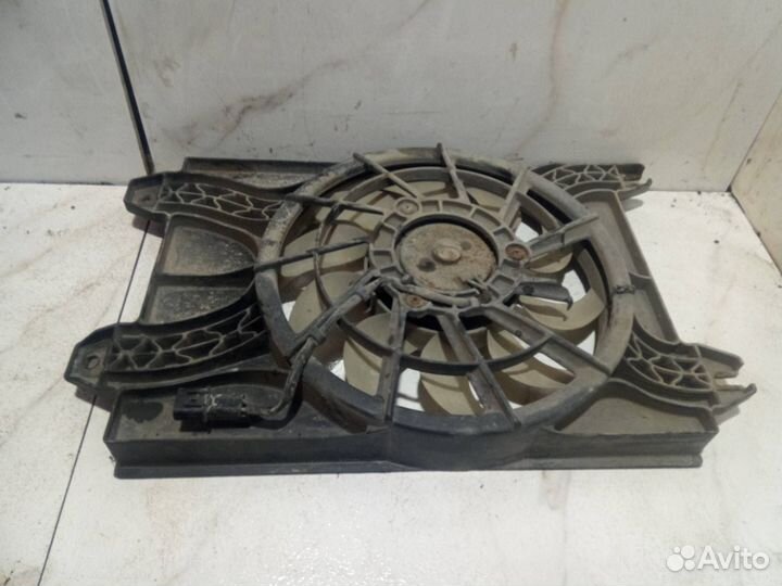 Вентилятор кондиционера Mitsubishi Pajero Pinin