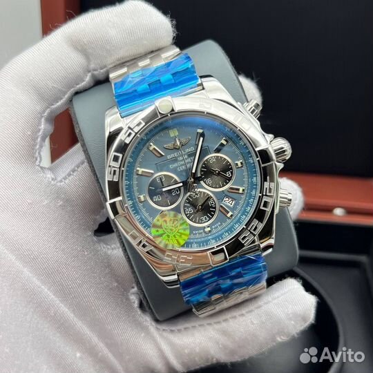 Часы Breitling