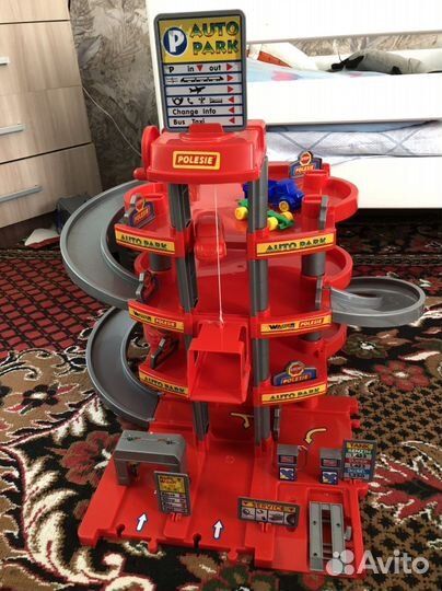 Парковка -трек