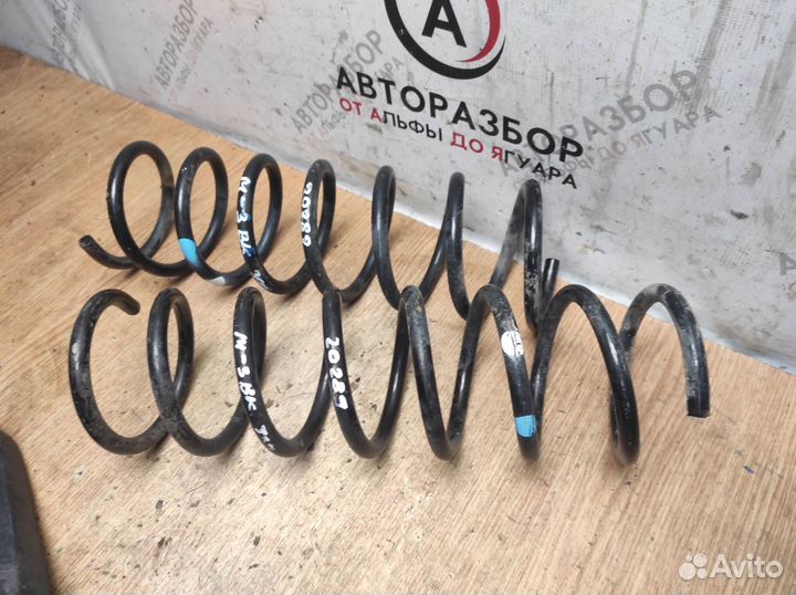 Пружины задние комплект Mazda Mazda 3 (BK) 2002