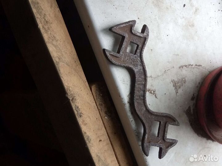 Продам коллекционный ключ 1900 годов