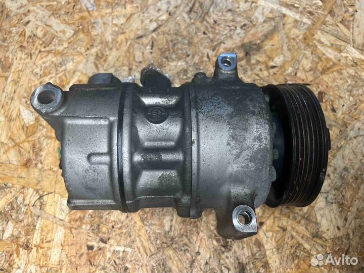Компрессор системы кондиционирования Volkswagen Je