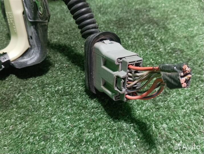 Проводка двери задней правой Dodge Caliber PM 2008