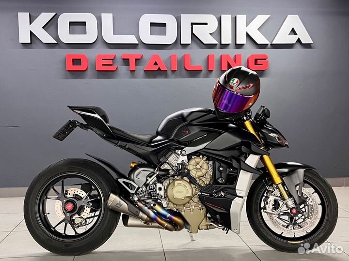 Ducati streetfighter v4s