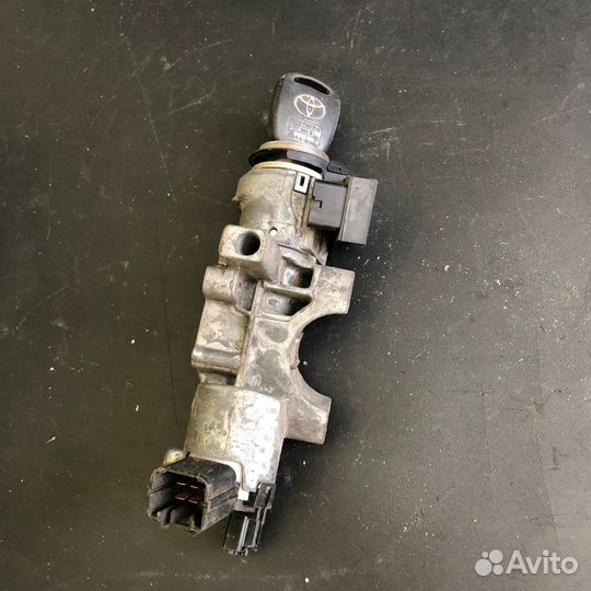 Замок зажигания toyota Avensis (T250) 2003-2008