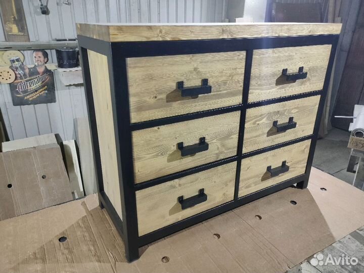Комод в стиле лофт 