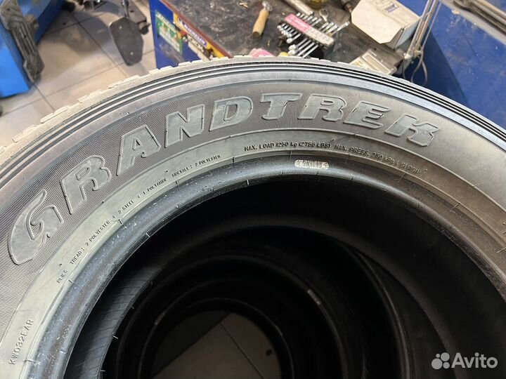 Dunlop Grandtrek AT25 285/60 R18 116V