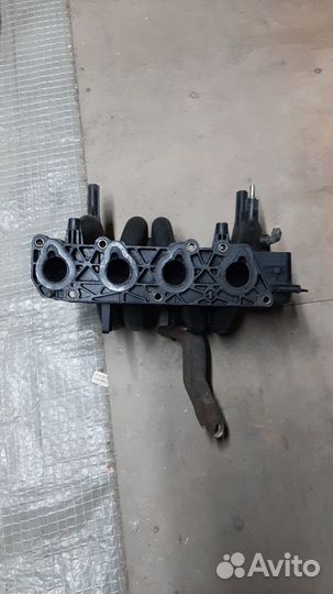 Впускной коллектор logan