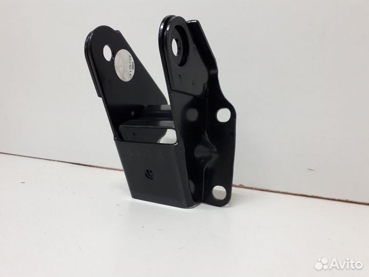 Кронштейн опоры кпп Kia Carens FJ 2002-2006