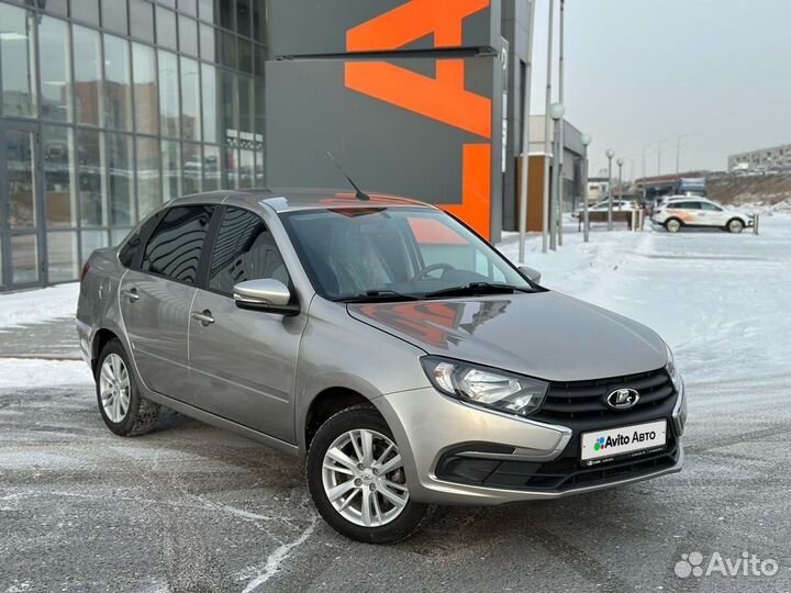 LADA Granta 1.6 МТ, 2022, 44 600 км