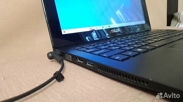 Сенсорный ноутбук asus