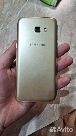 Телефон Samsung galaxy a5 2017