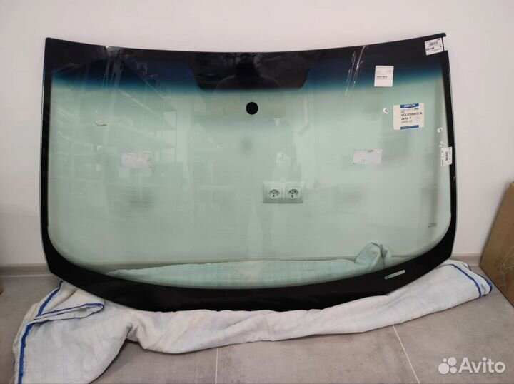 Лобовое стекло jetta 5