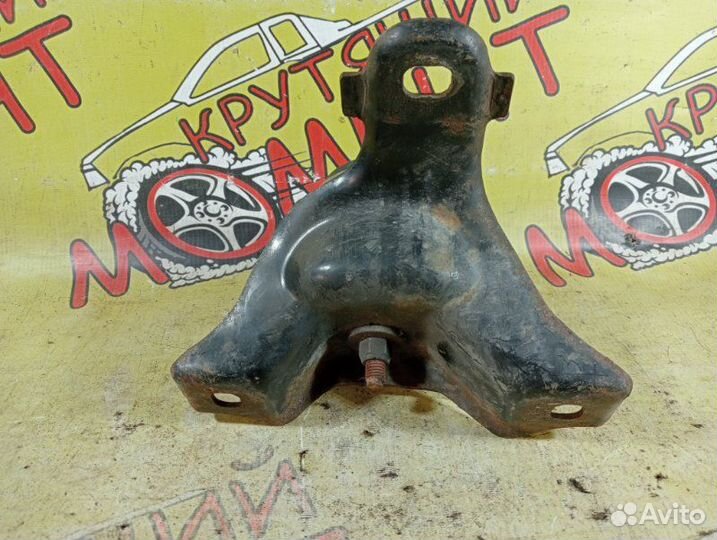 Кронштейн двигателя Ford Focus 1 I седан 1.8 2002