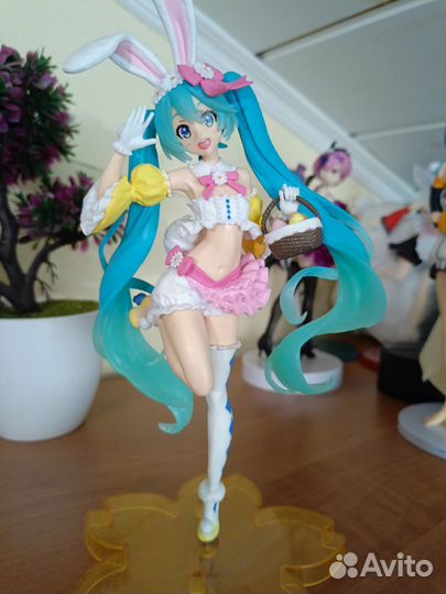 Аниме фигура Мику