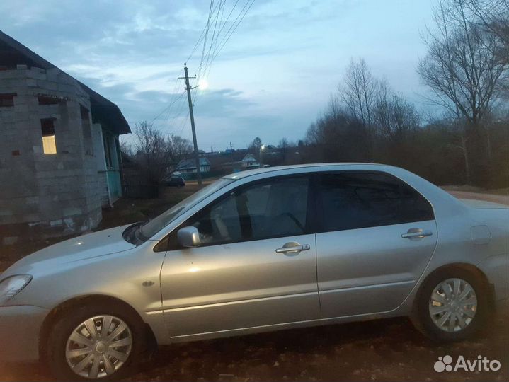 Mitsubishi Lancer 1.6 МТ, 2004, 240 000 км