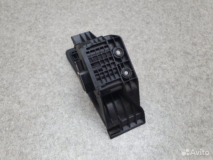 Педаль газа Mercedes C-Class W204