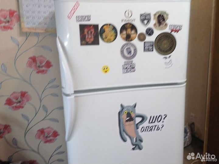 Холодильник бу indesit