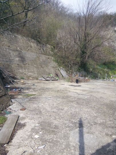 Дом 26 м² на участке 4 сот.