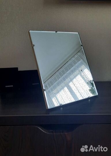 Зеркало настольное