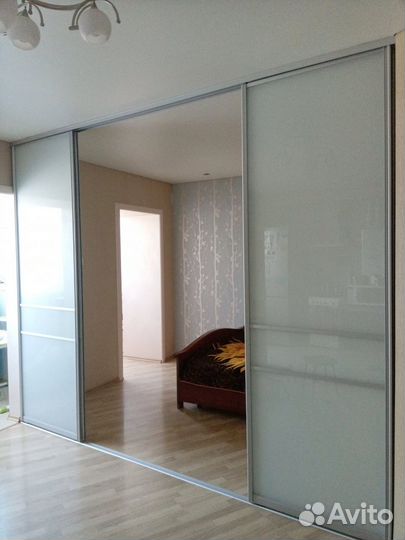 Перегородка с матовым стеклом