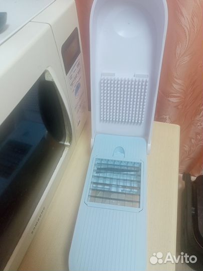 Овощерезка с 2 сменными насадками