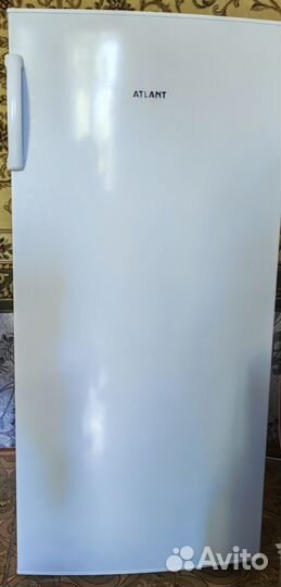 Продаю морозильную камеру