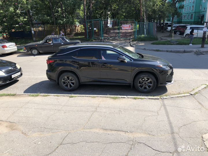 Продам запчасти на Lexus RX200T