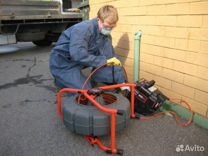 Устранение засоров Прочистка труб канализации