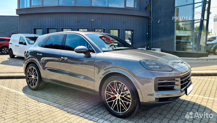 Porsche Cayenne S 4.0 AT, 2023, 270 км