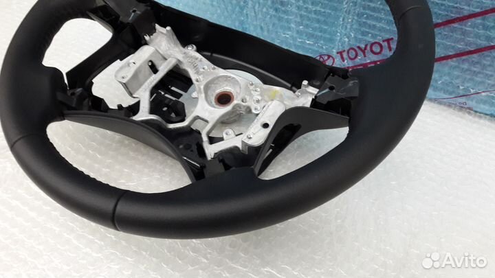 Руль Toyota Camry 40 новый оригинал