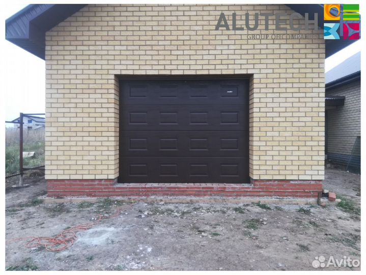 Ворота гаражные alutech
