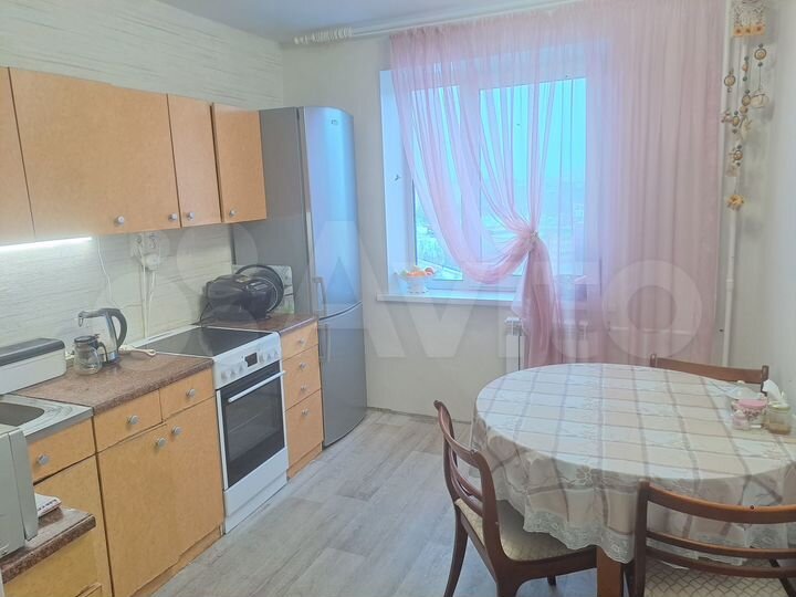 3-к. квартира, 72 м², 10/16 эт.