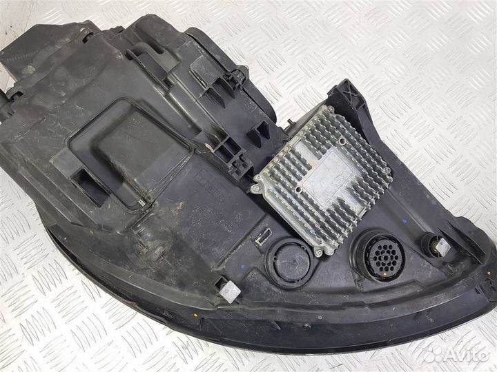 Фара правая Porsche Panamera 970