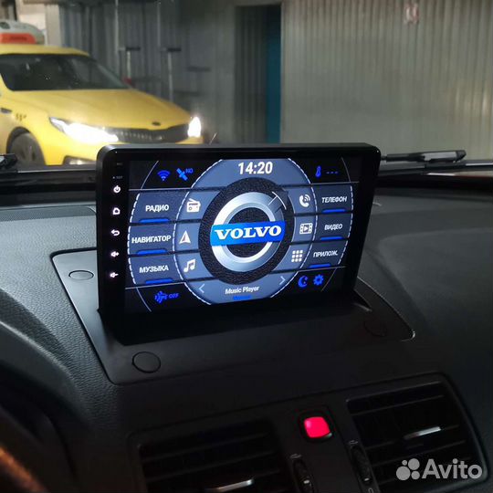 Монитор для Вольво хс90 в торпеду